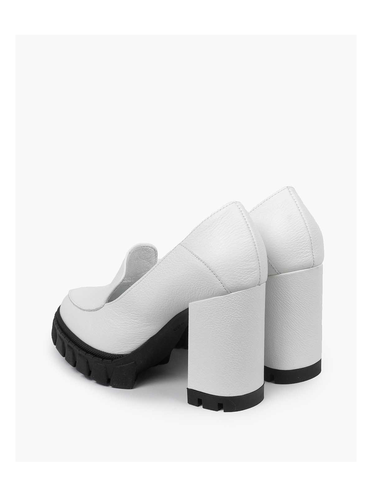 Białe półbuty damskie skórzane