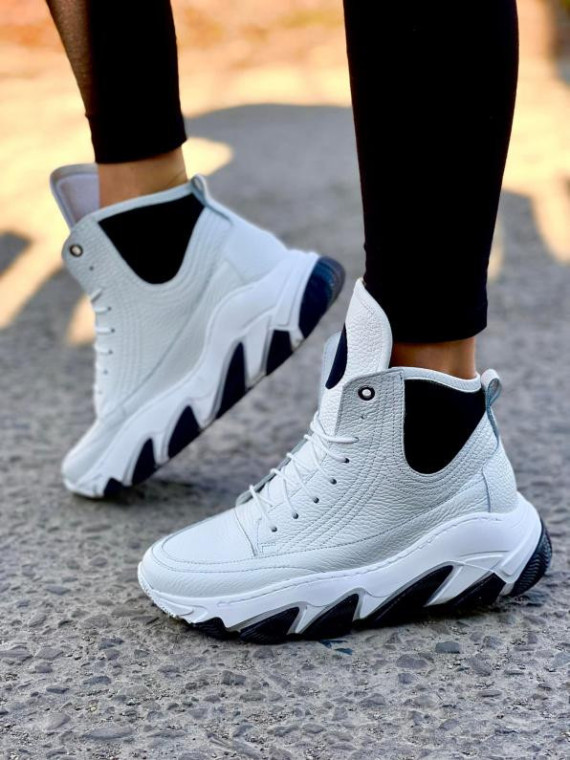 Białe adidasy damskie skórzane