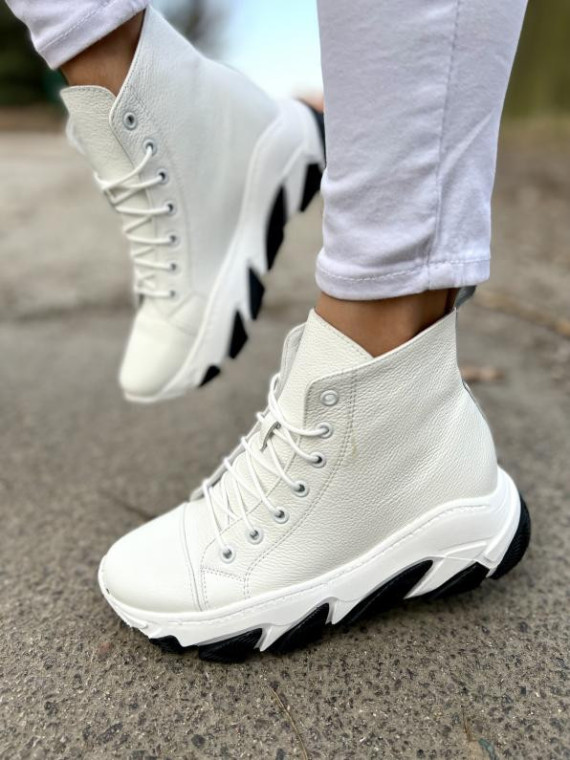 Białe adidasy damskie skórzane