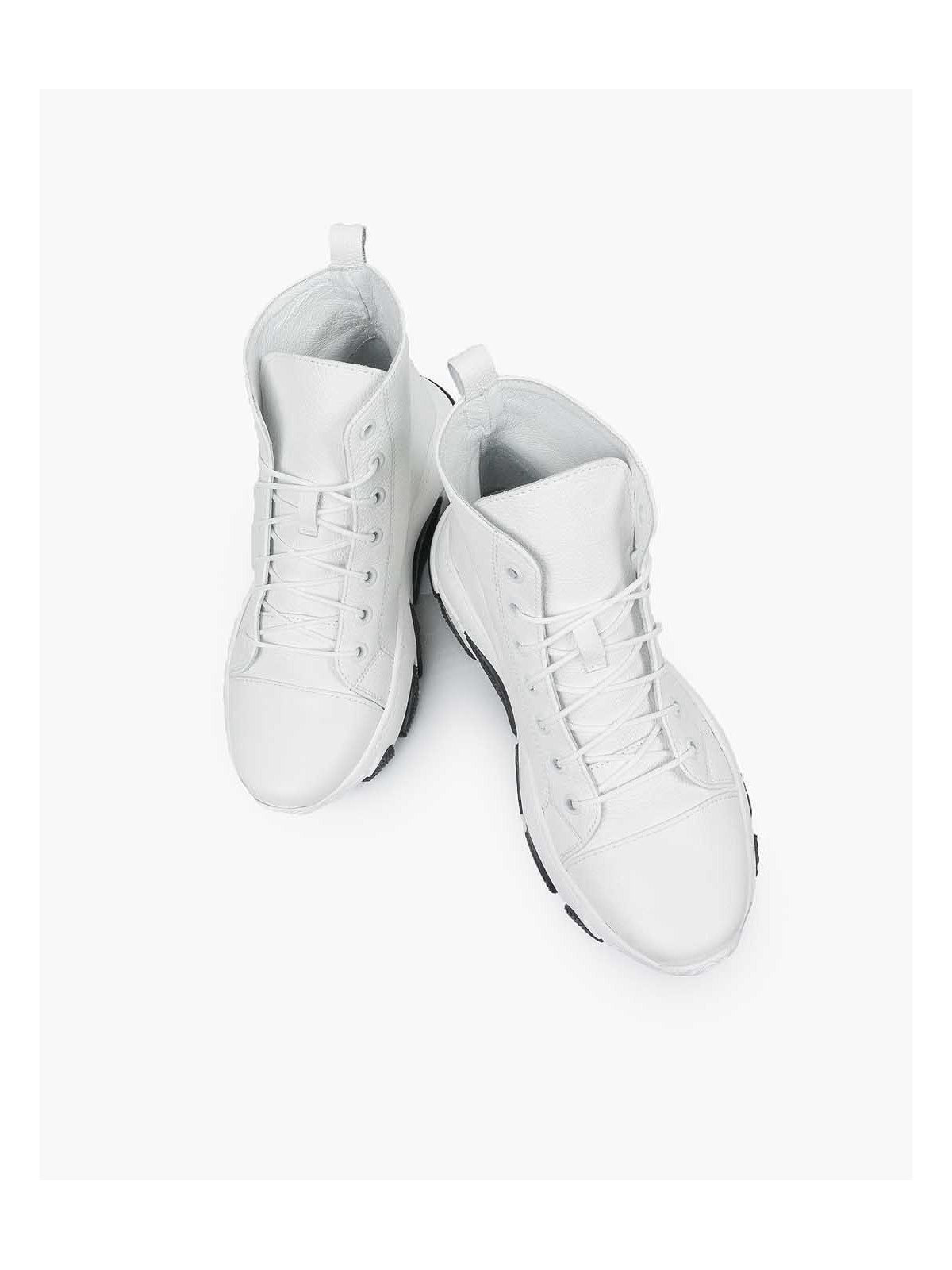 Białe adidasy damskie skórzane