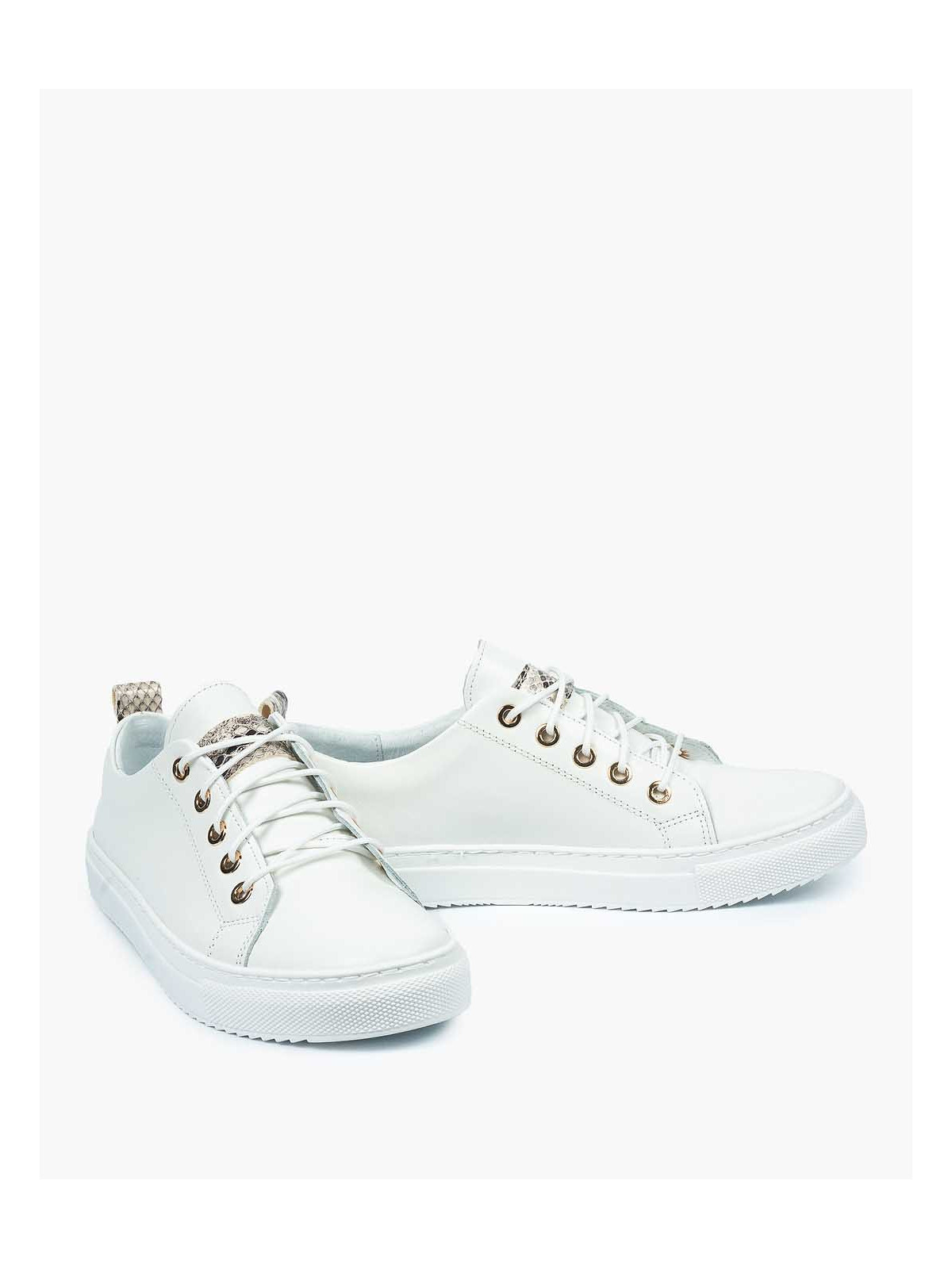 Białe trampki damskie skórzane