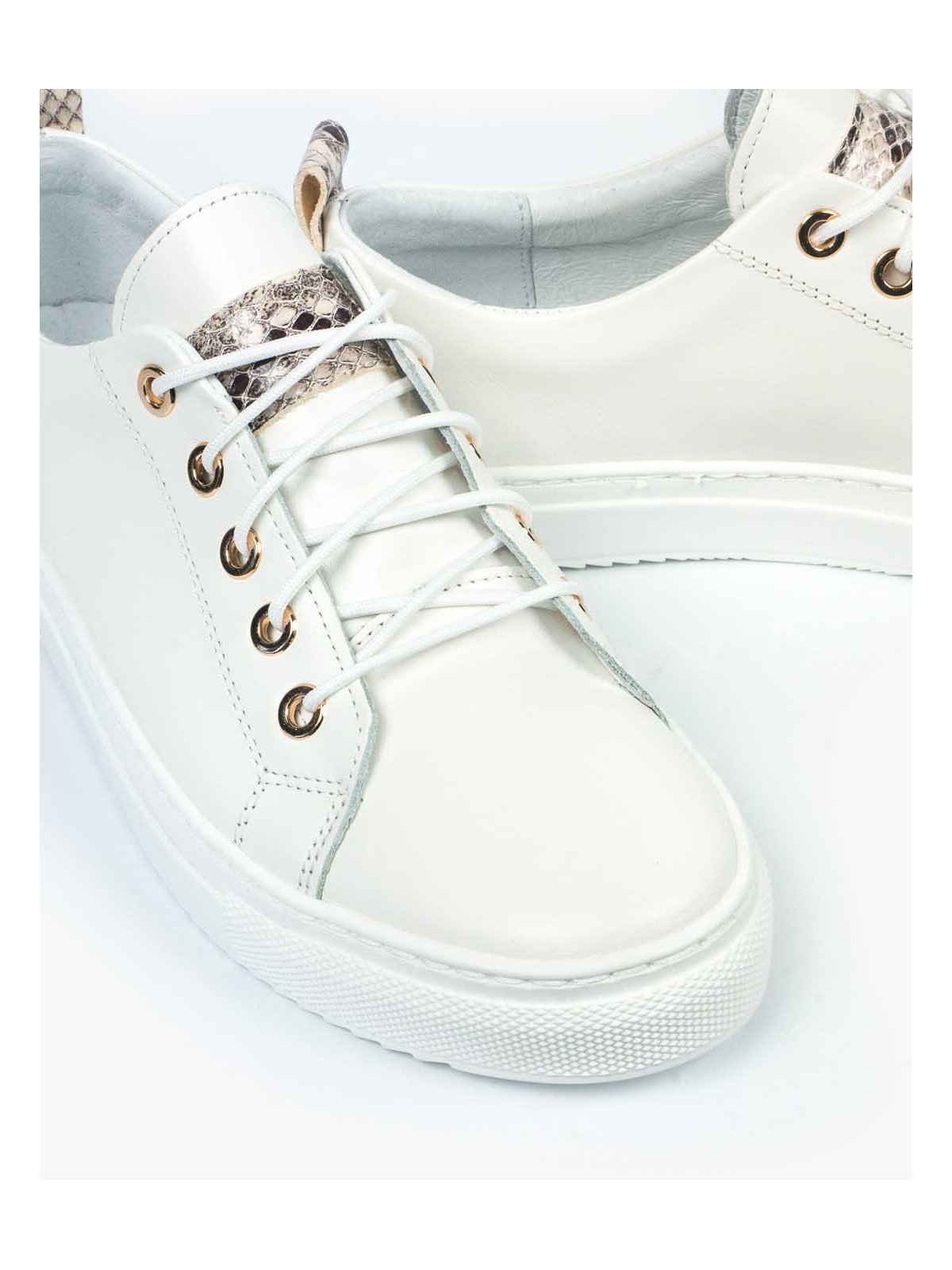 Białe trampki damskie skórzane