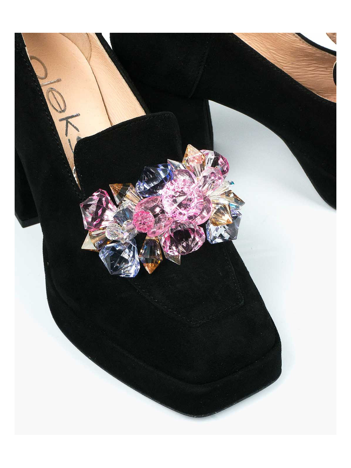 Czarne półbuty damskie skórzane