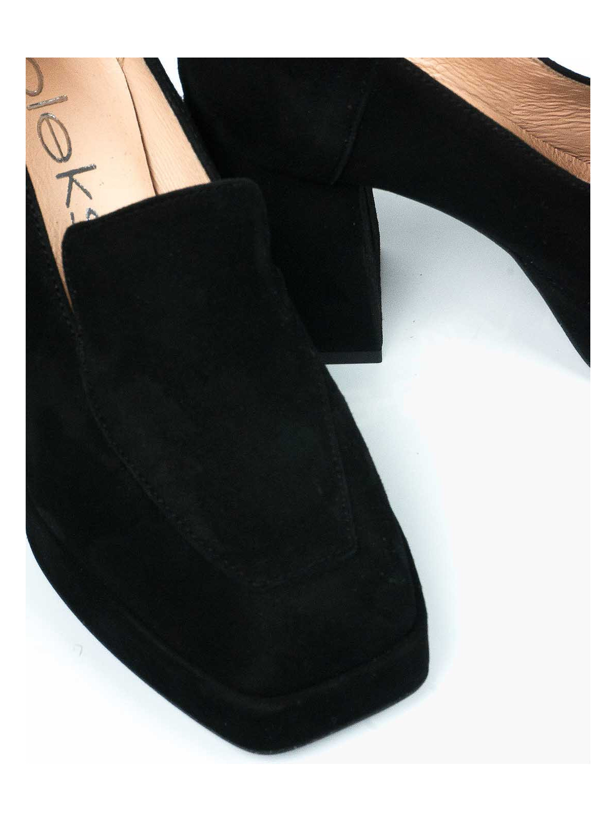 Czarne półbuty damskie skórzane