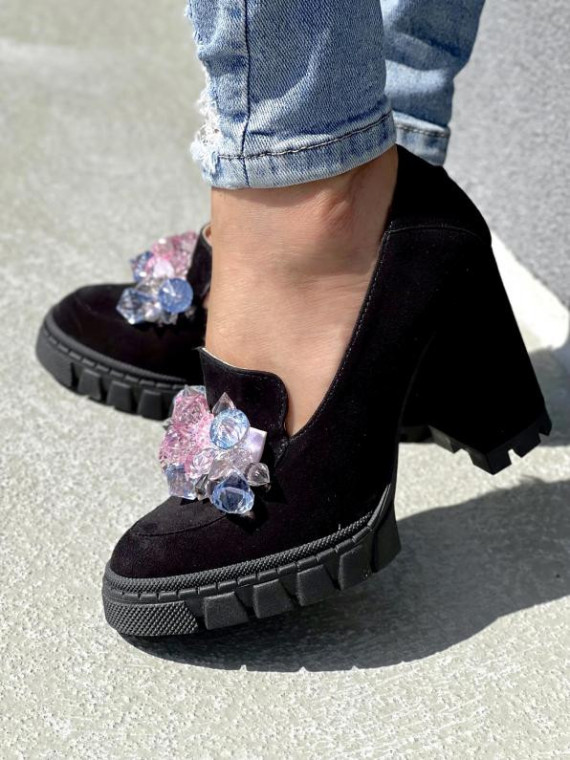 Czarne półbuty damskie skórzane