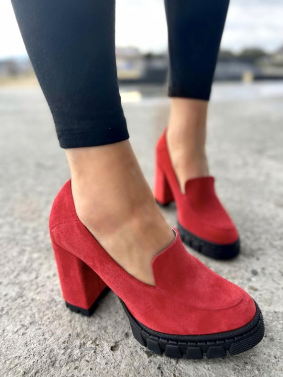 Czerwone półbuty damskie skórzane