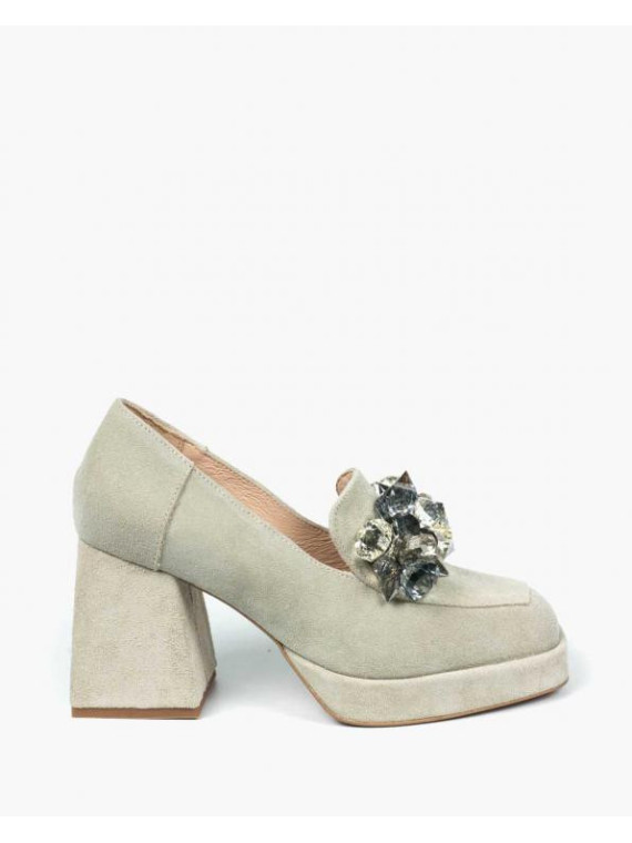 Beżowe półbuty damskie skórzane