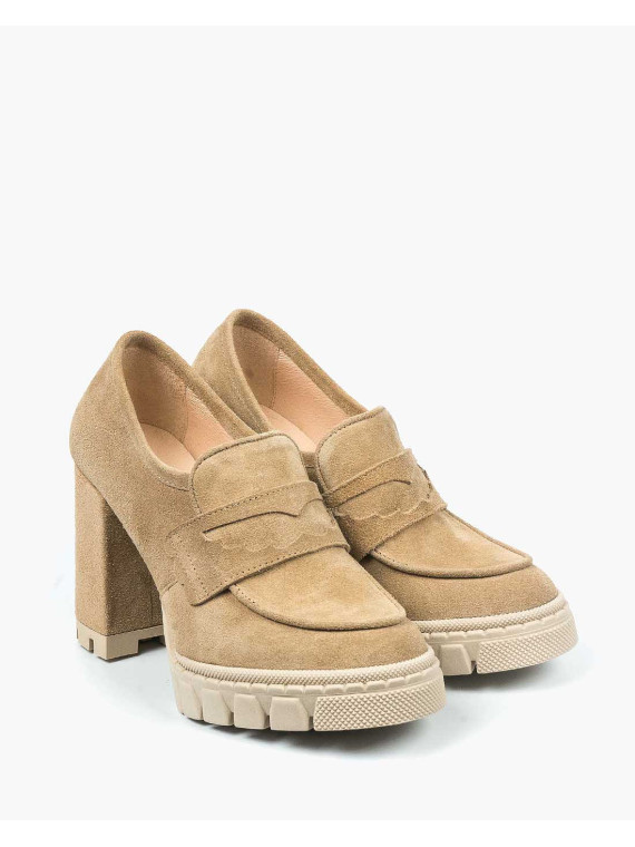 Beżowe półbuty damskie skórzane