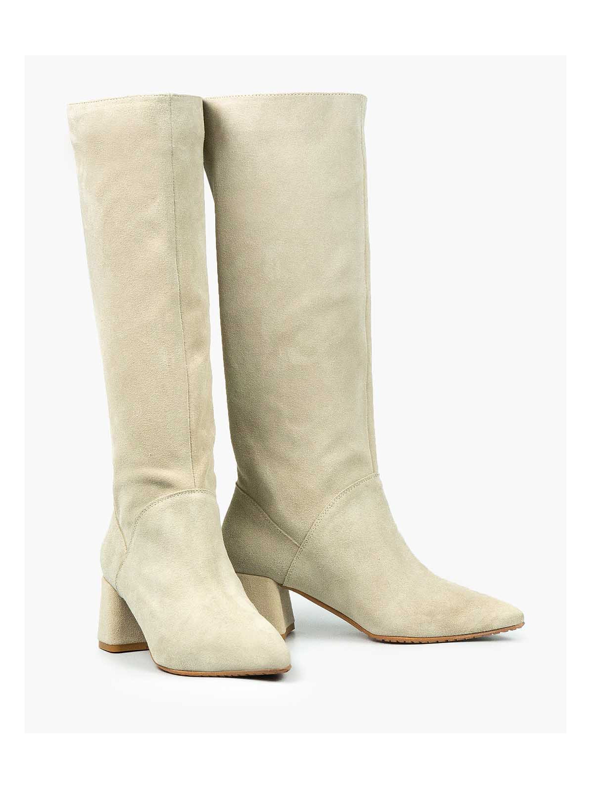 Beżowe kozaki damskie skórzane