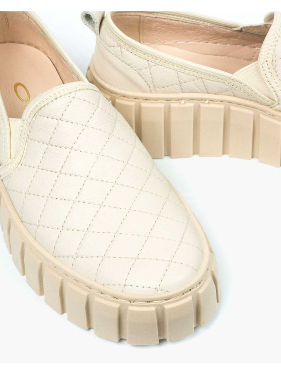 Beżowe półbuty damskie skórzane