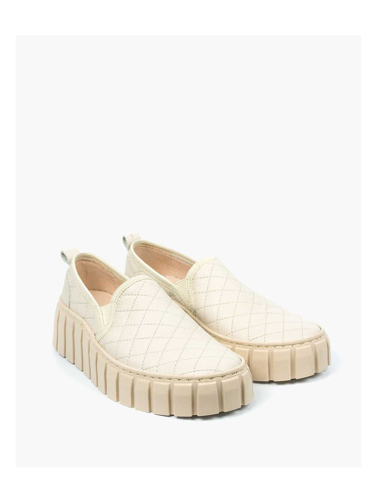 Beżowe półbuty damskie skórzane