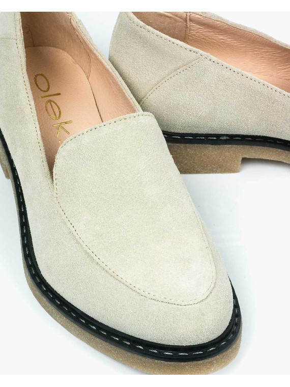 Beżowe mokasyny damskie skórzane