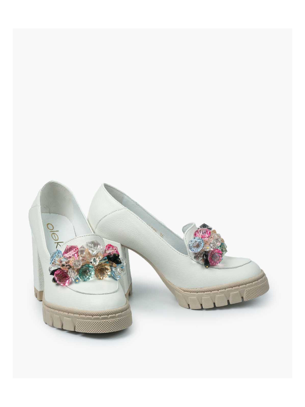 Białe półbuty damskie skórzane