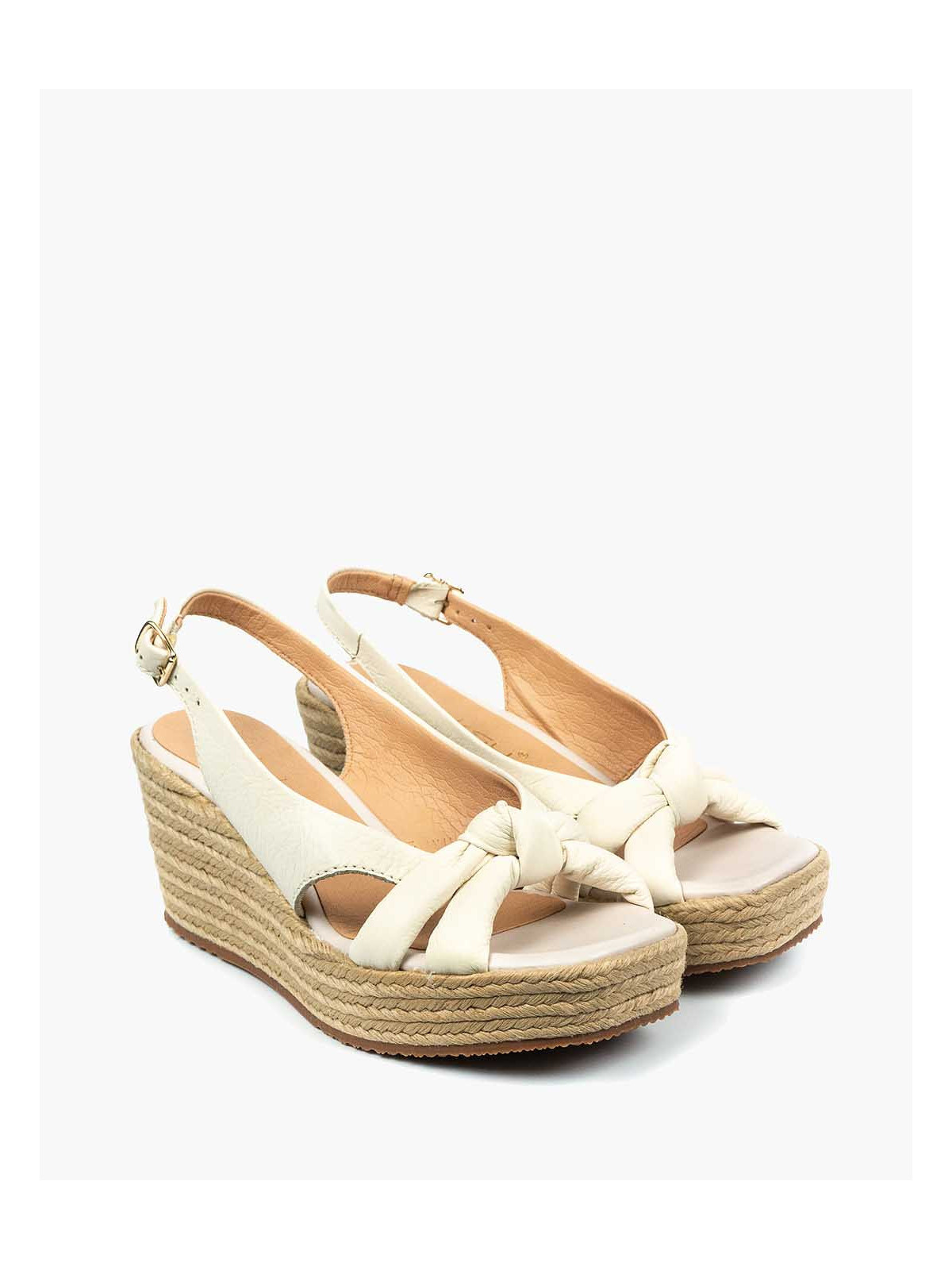 Kremowe sandały damskie skórzane