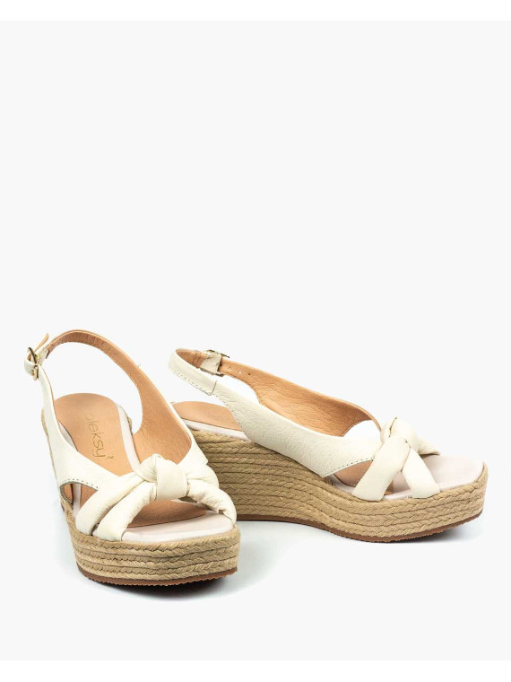Kremowe sandały damskie skórzane