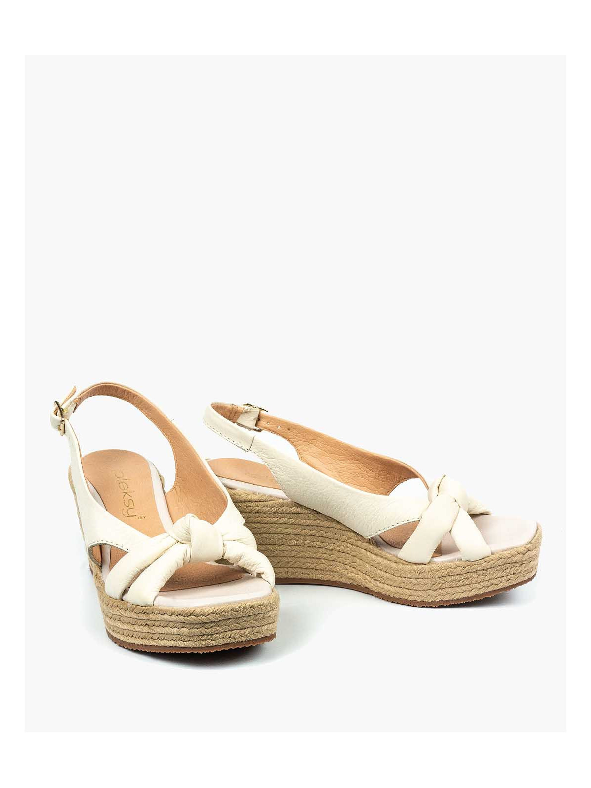Kremowe sandały damskie skórzane
