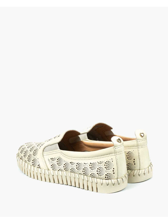 Kremowe półbuty damskie skórzane