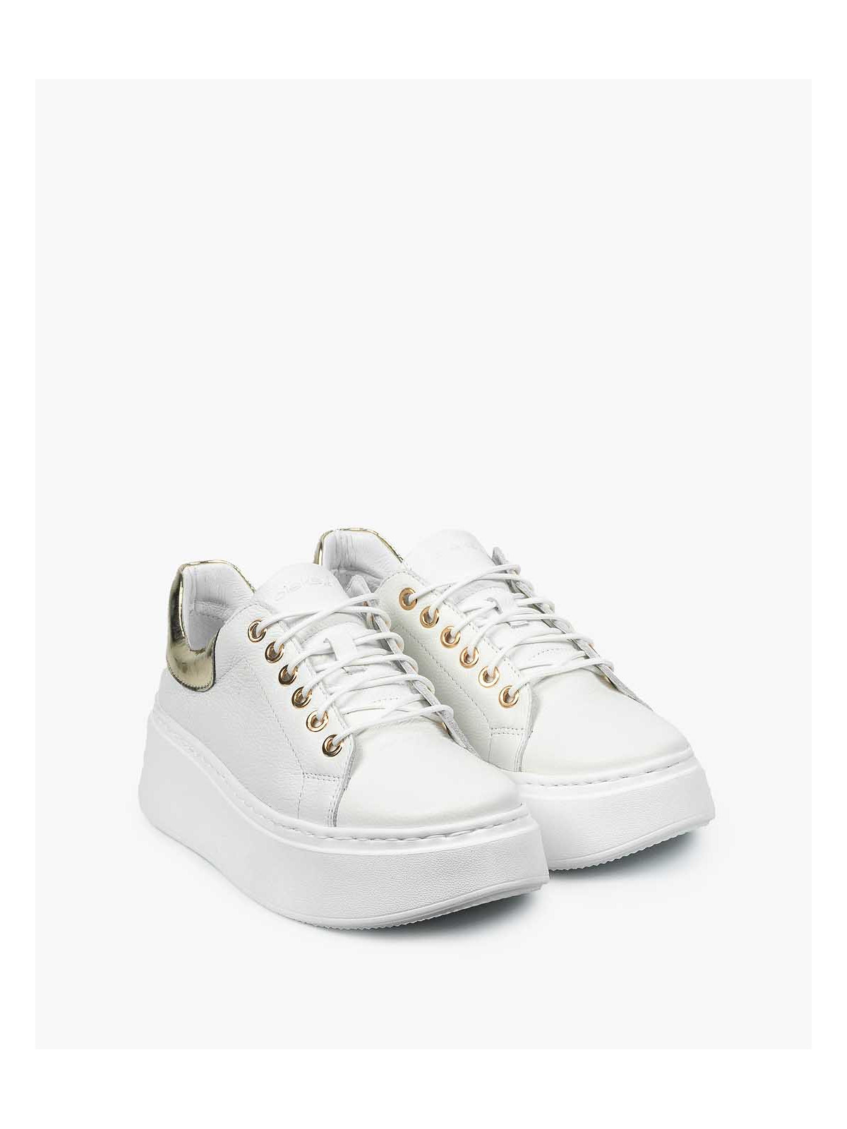 Białe trampki damskie skórzane