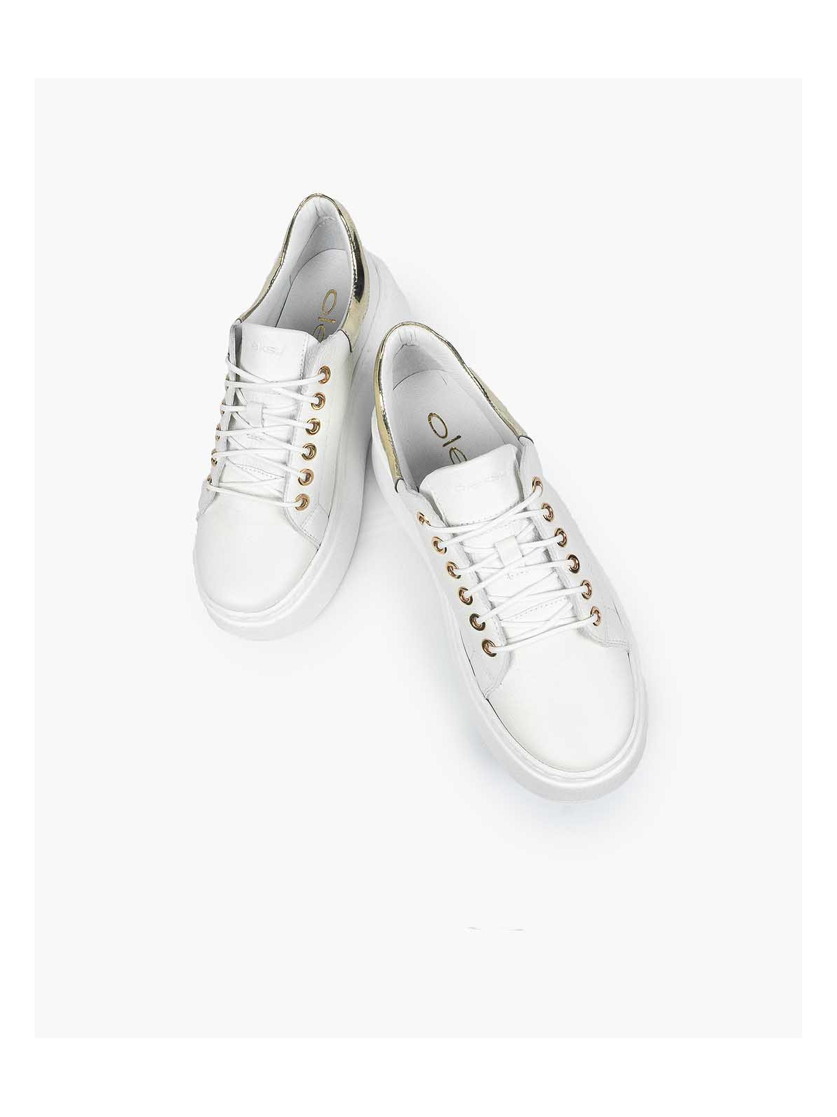 Białe trampki damskie skórzane