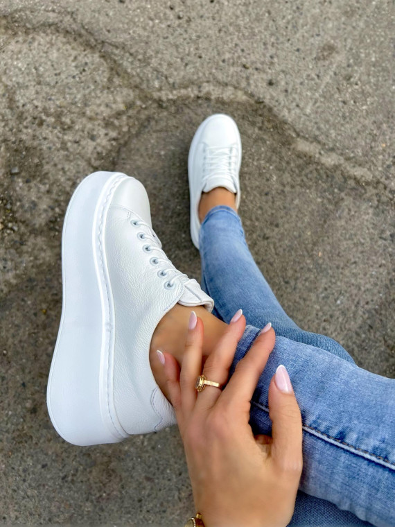 Białe trampki damskie skórzane