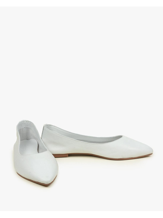Białe baleriny damskie skórzane