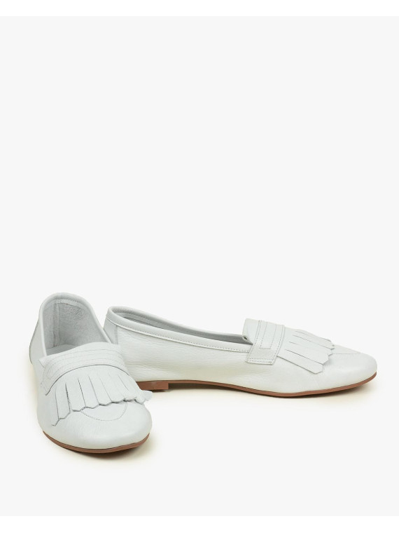 Białe mokasyny damskie skórzane