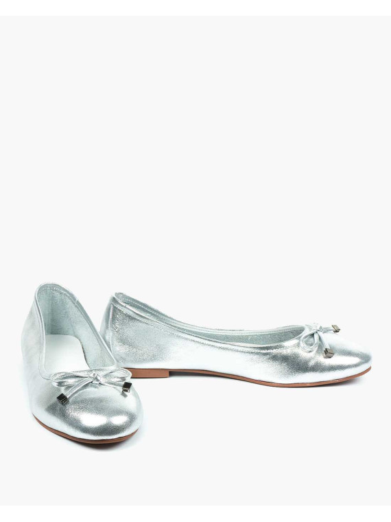 Srebrne baleriny damskie skórzane