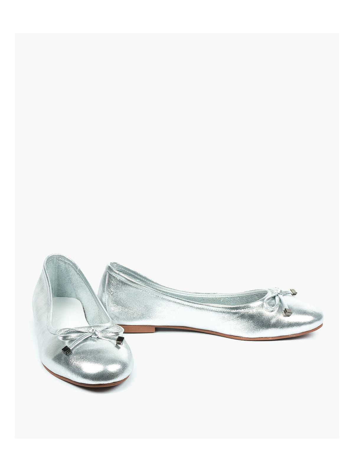 Srebrne baleriny damskie skórzane