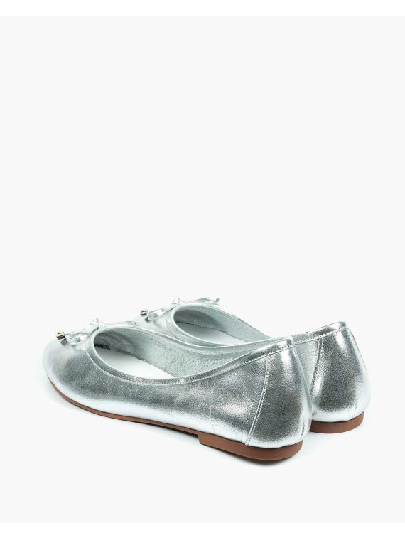 Srebrne baleriny damskie skórzane
