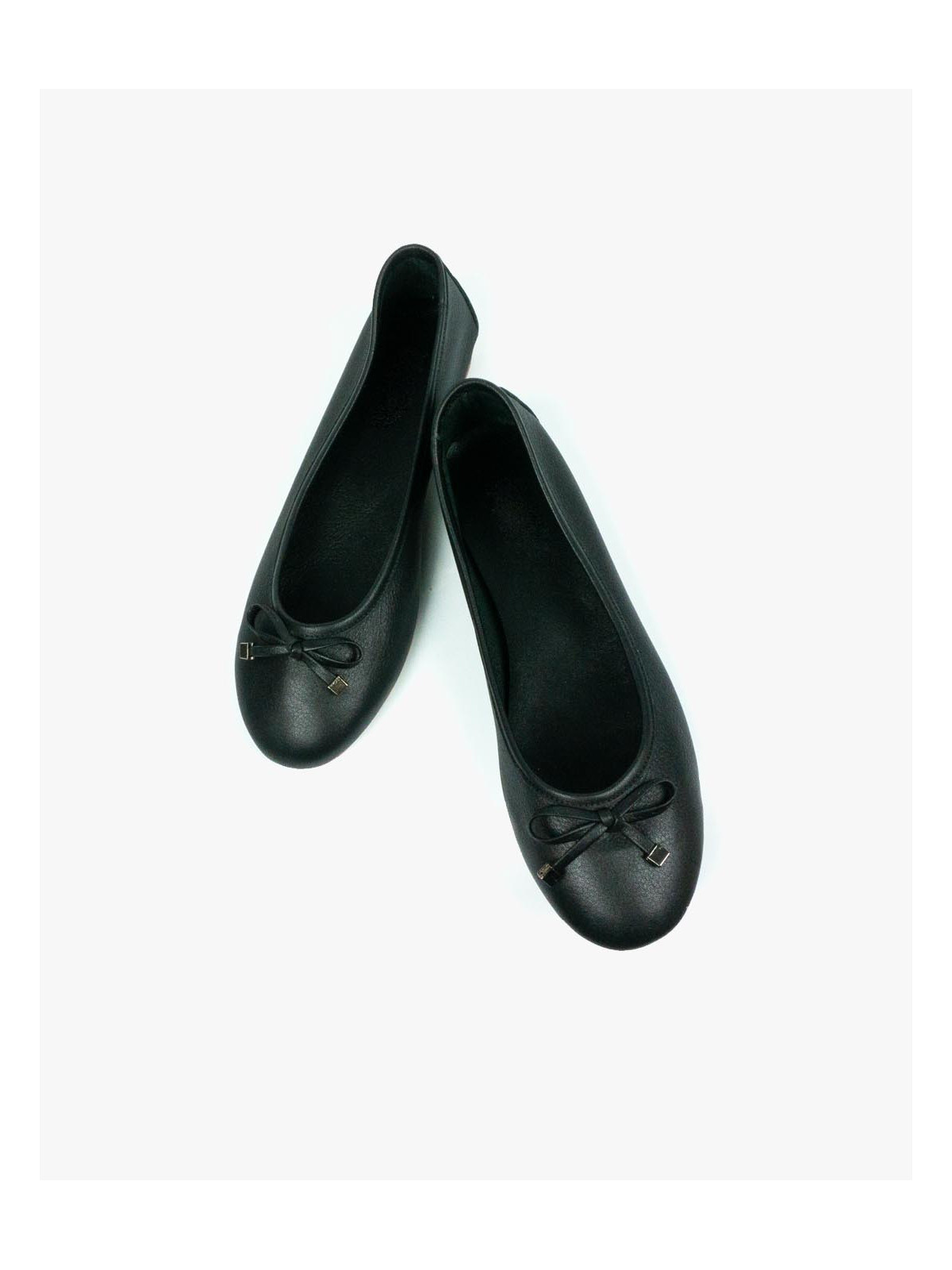 Czarne baleriny damskie skórzane