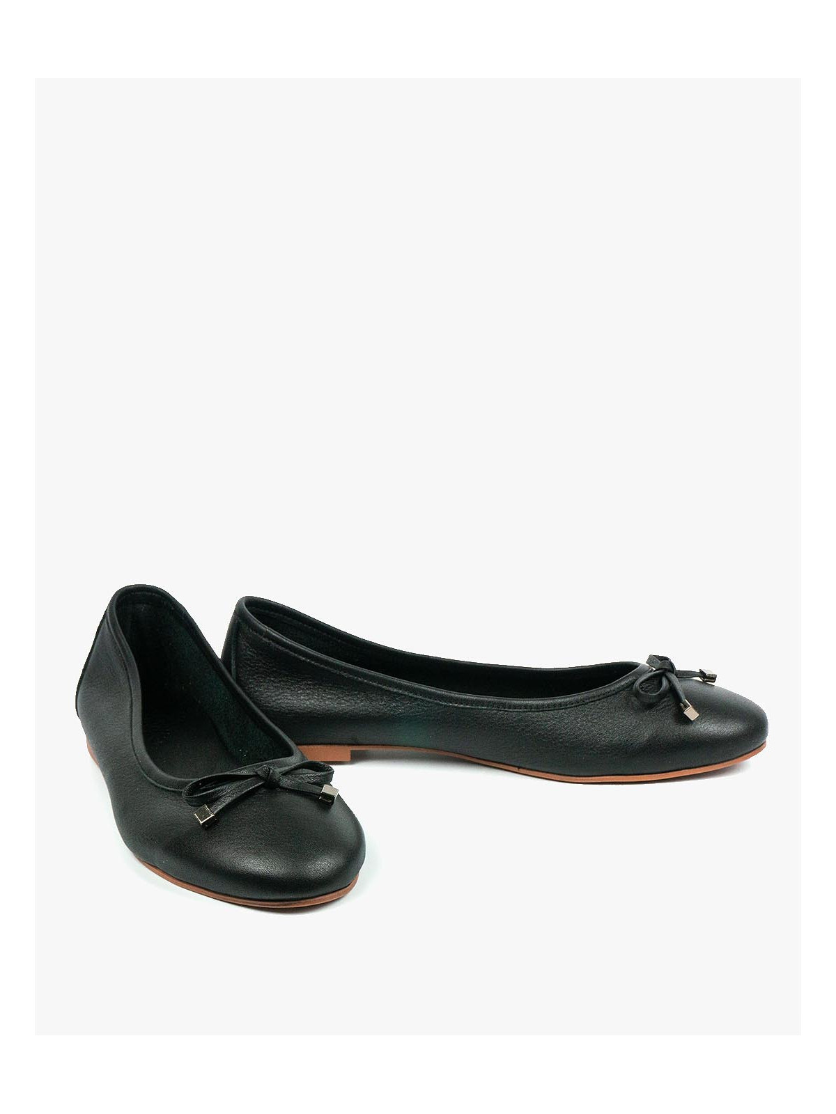 Czarne baleriny damskie skórzane