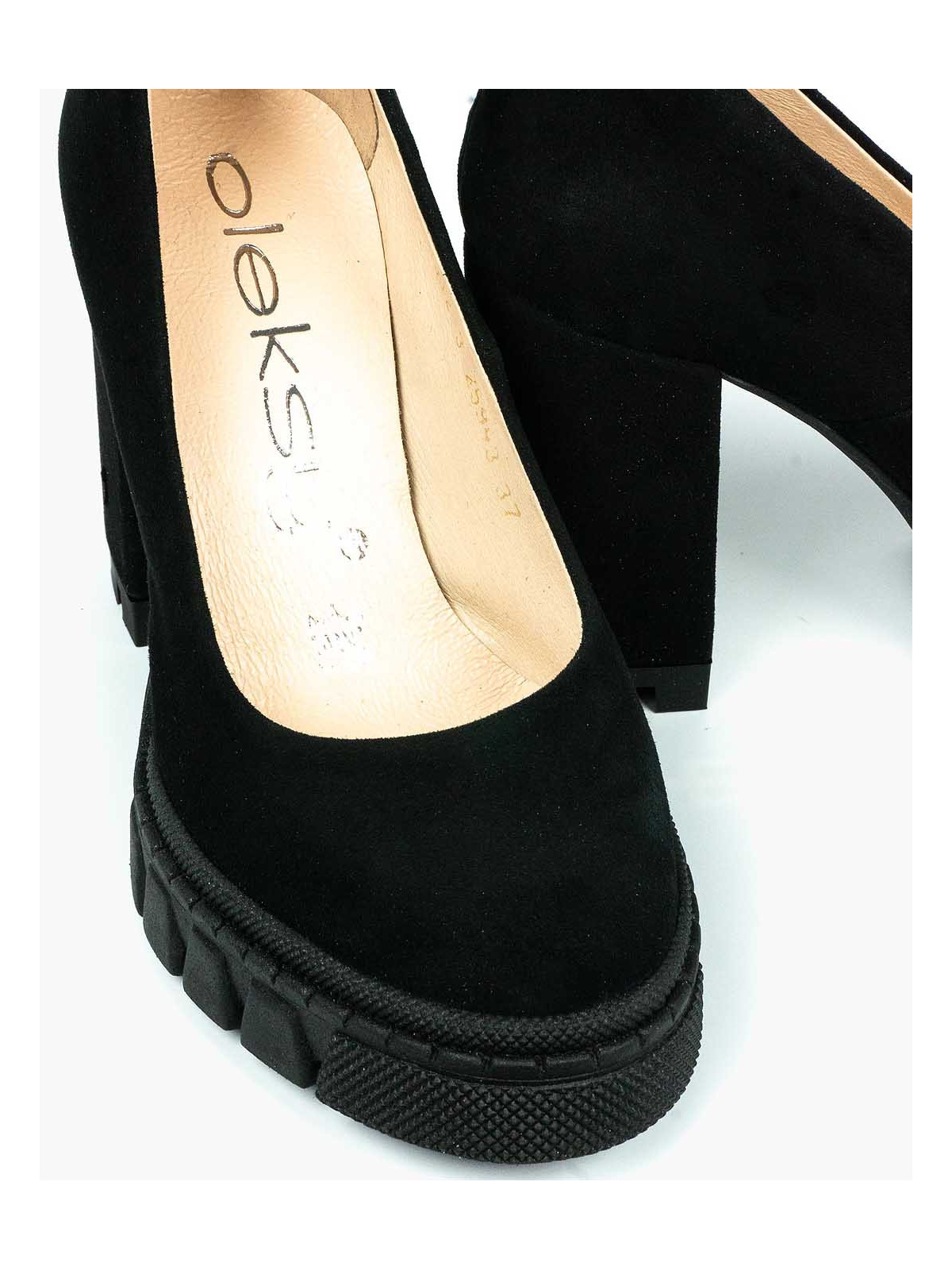 Czarne półbuty damskie skórzane