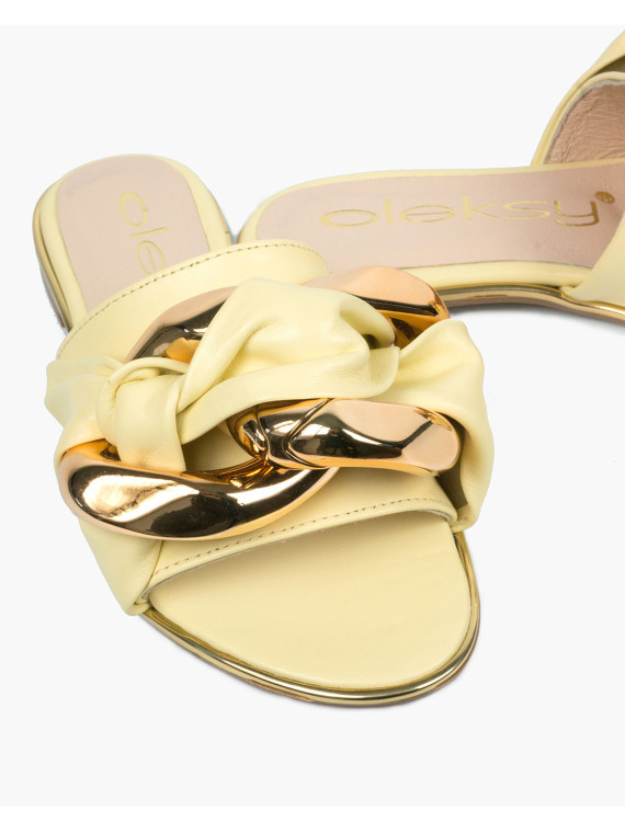 Żółte klapki damskie skórzane