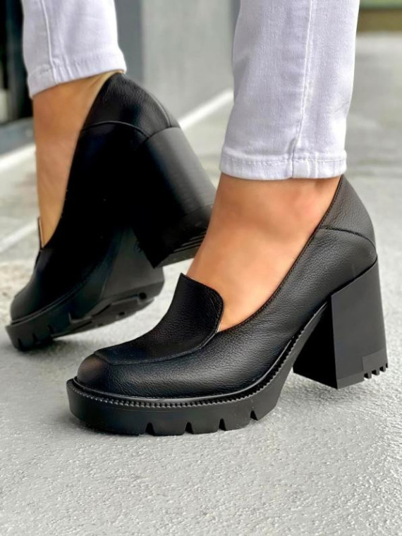 Czarne półbuty damskie skórzane