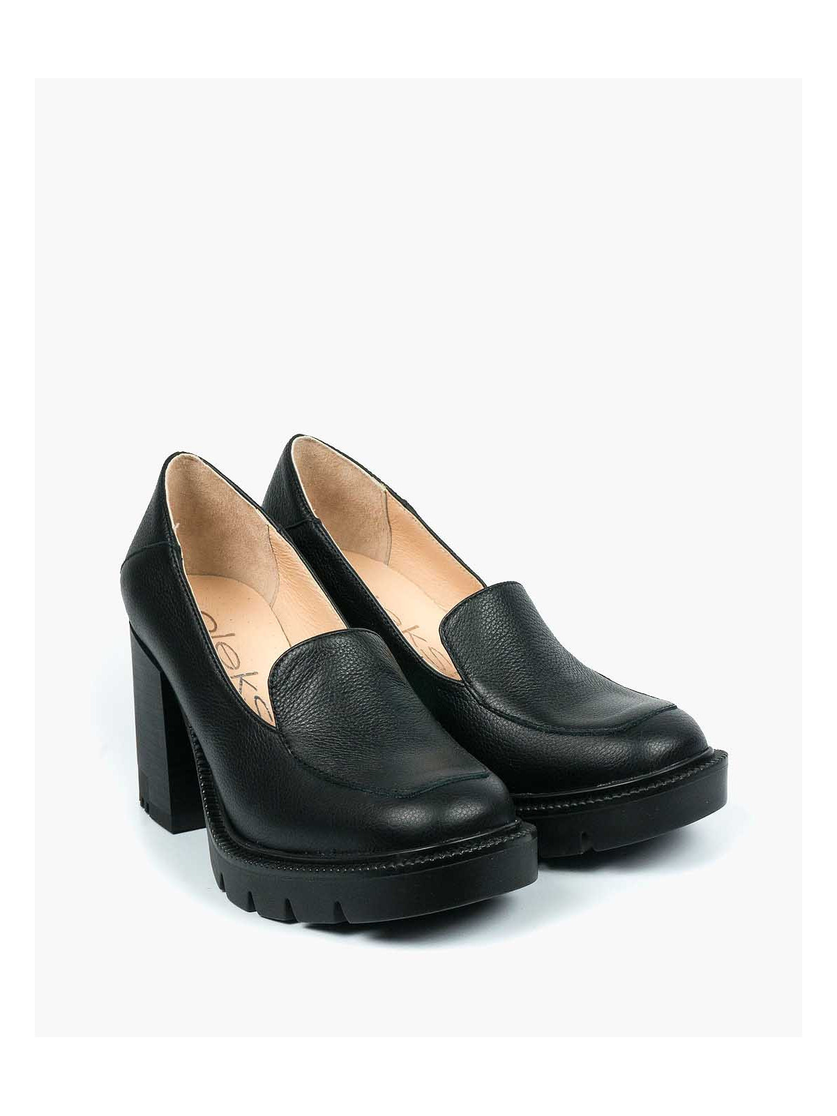 Czarne półbuty damskie skórzane