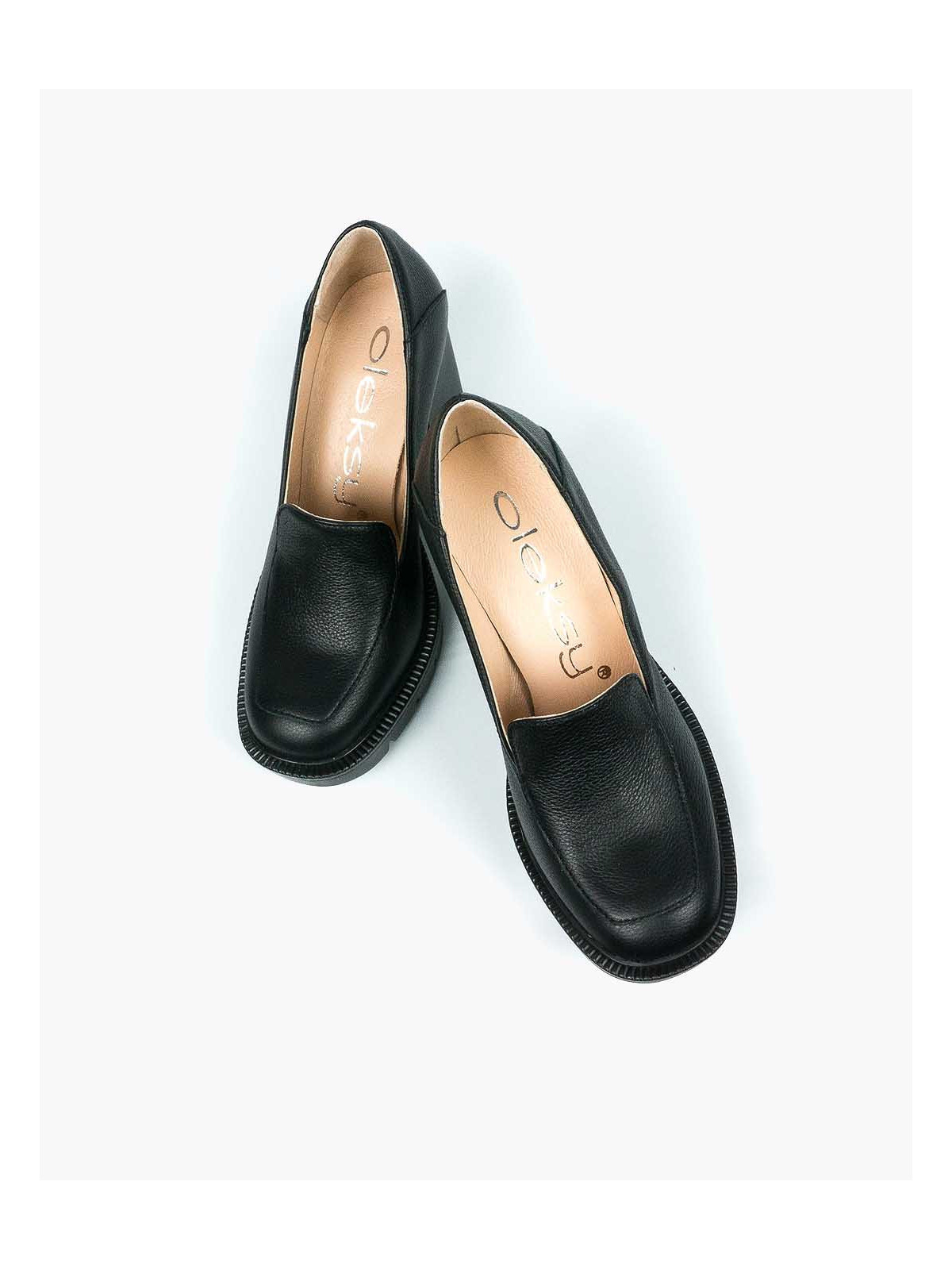 Czarne półbuty damskie skórzane