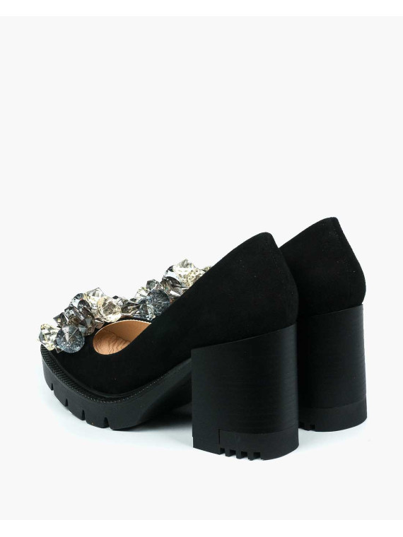 Czarne półbuty damskie skórzane