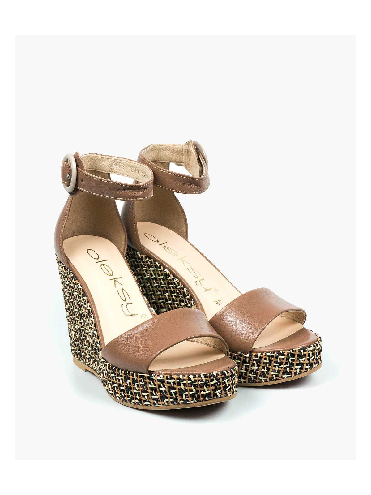 Brązowe sandały damskie skórzane