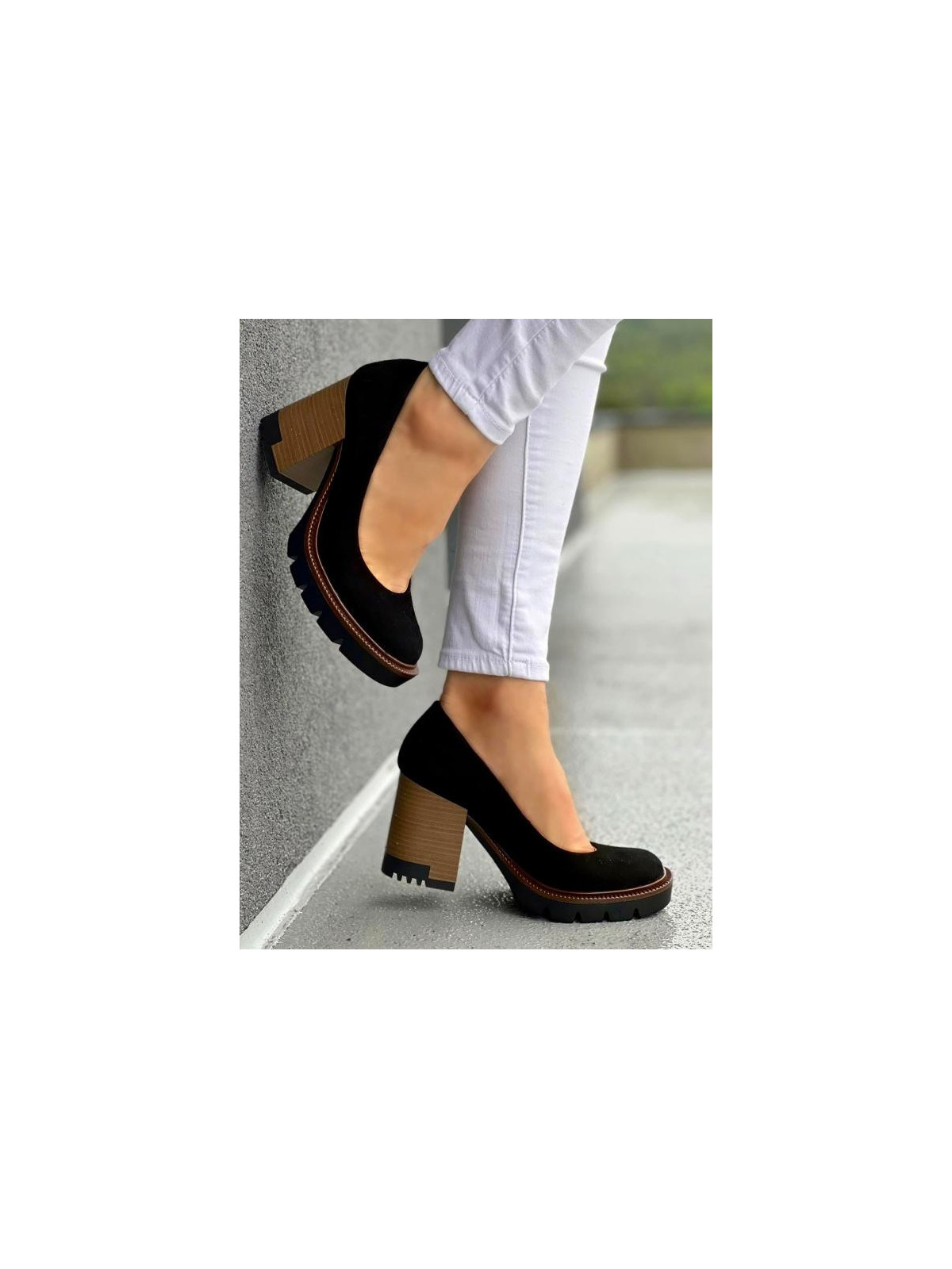 Czarne półbuty damskie skórzane
