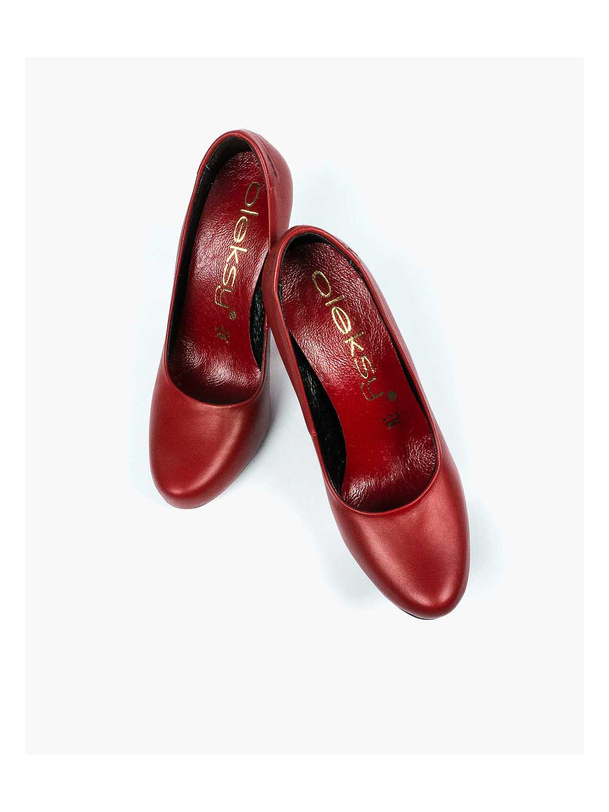 Czerwone szpilki damskie skórzane