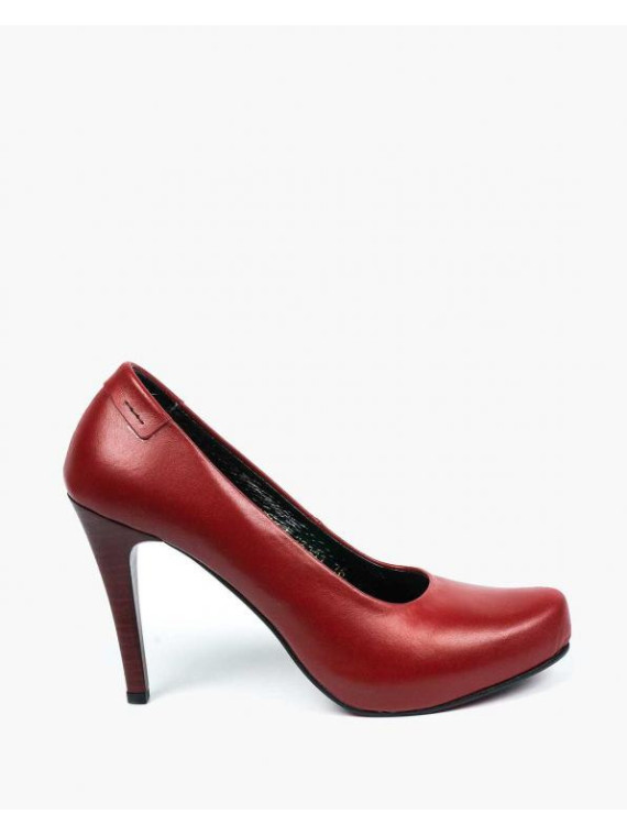 Czerwone szpilki damskie skórzane