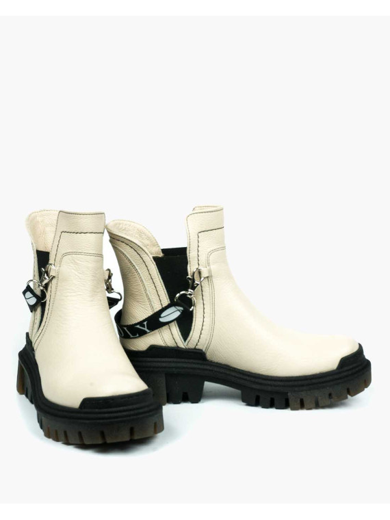 Beżowe trapery damskie skórzane