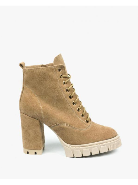 Beżowe botki damskie skórzane