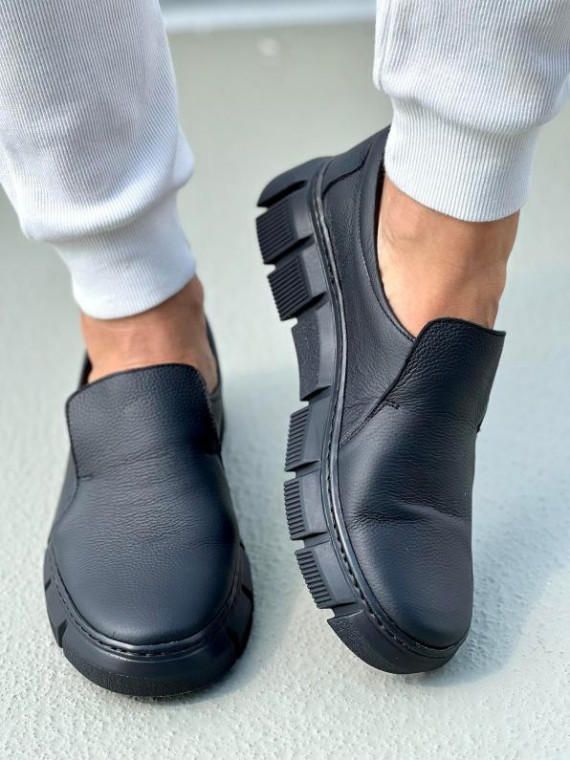 Czarne półbuty damskie skorzane