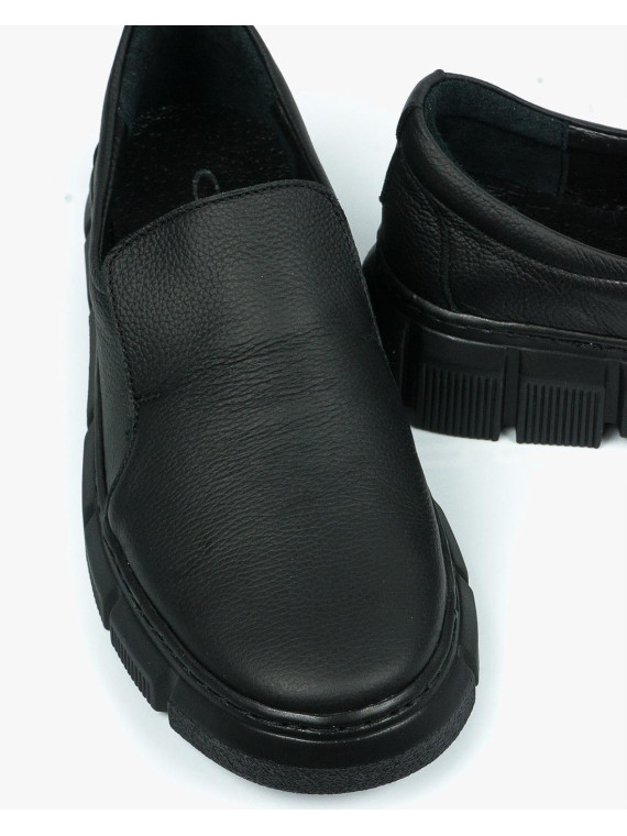 Czarne półbuty damskie skorzane