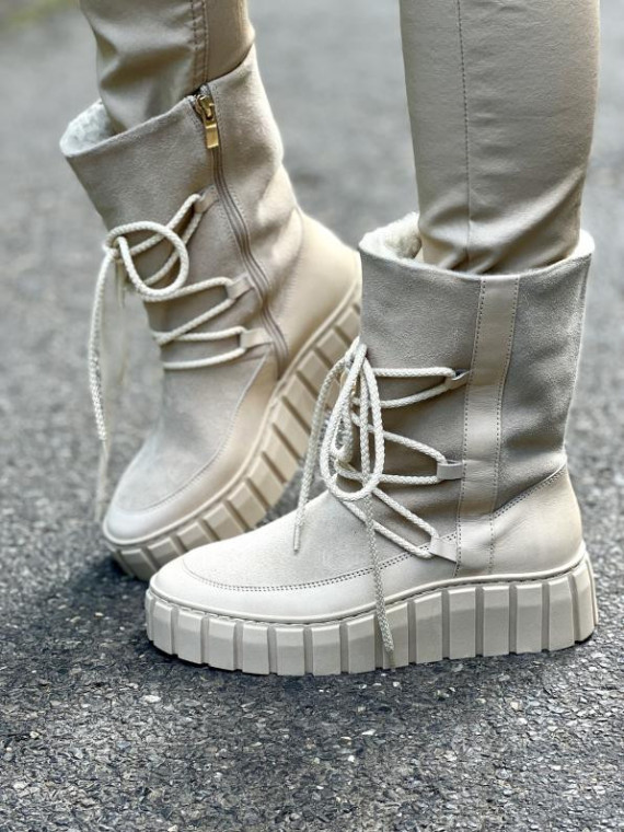 Beżowe śniegowce damskie skórzane