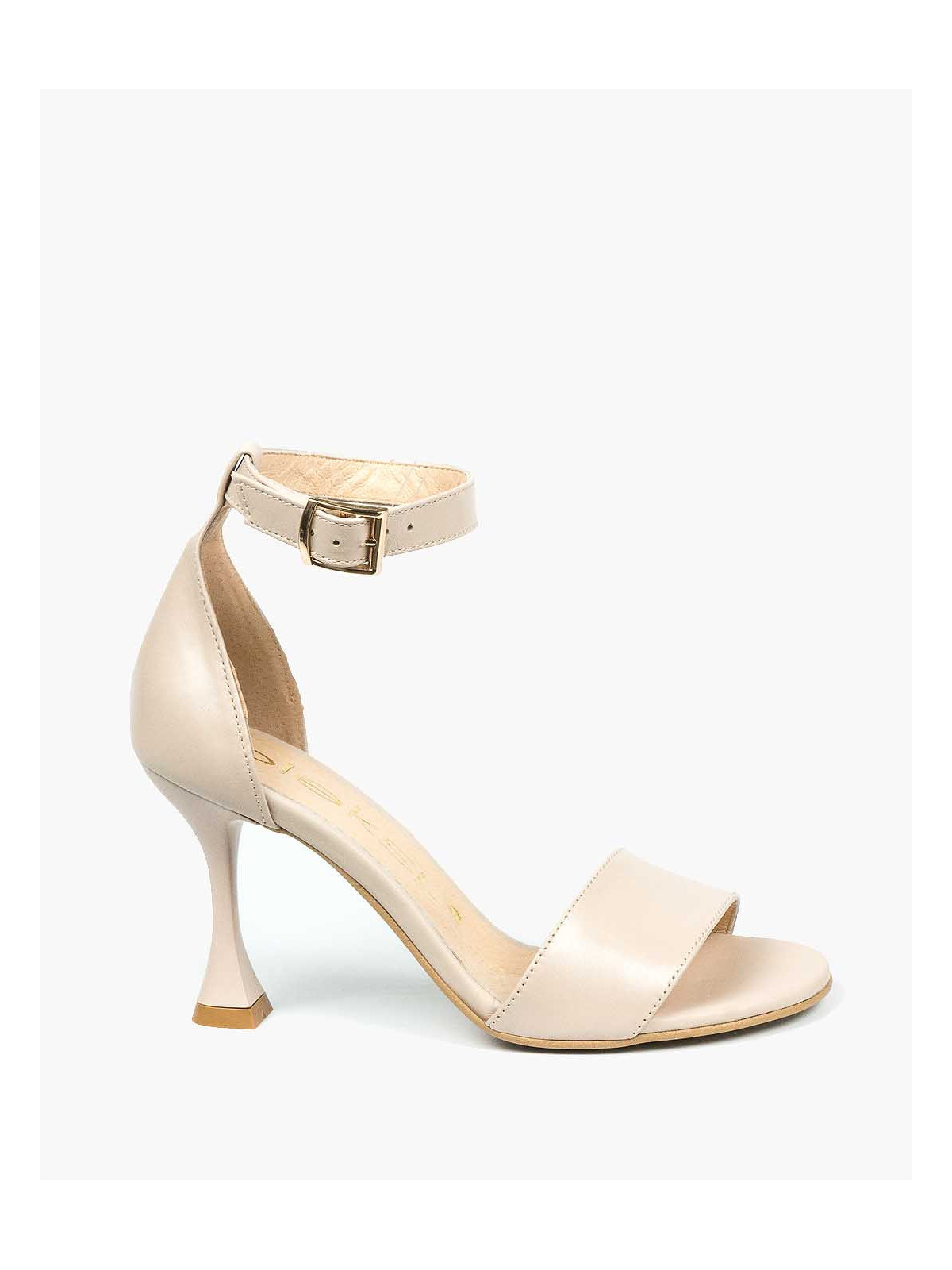 Beżowe sandały damskie skórzane