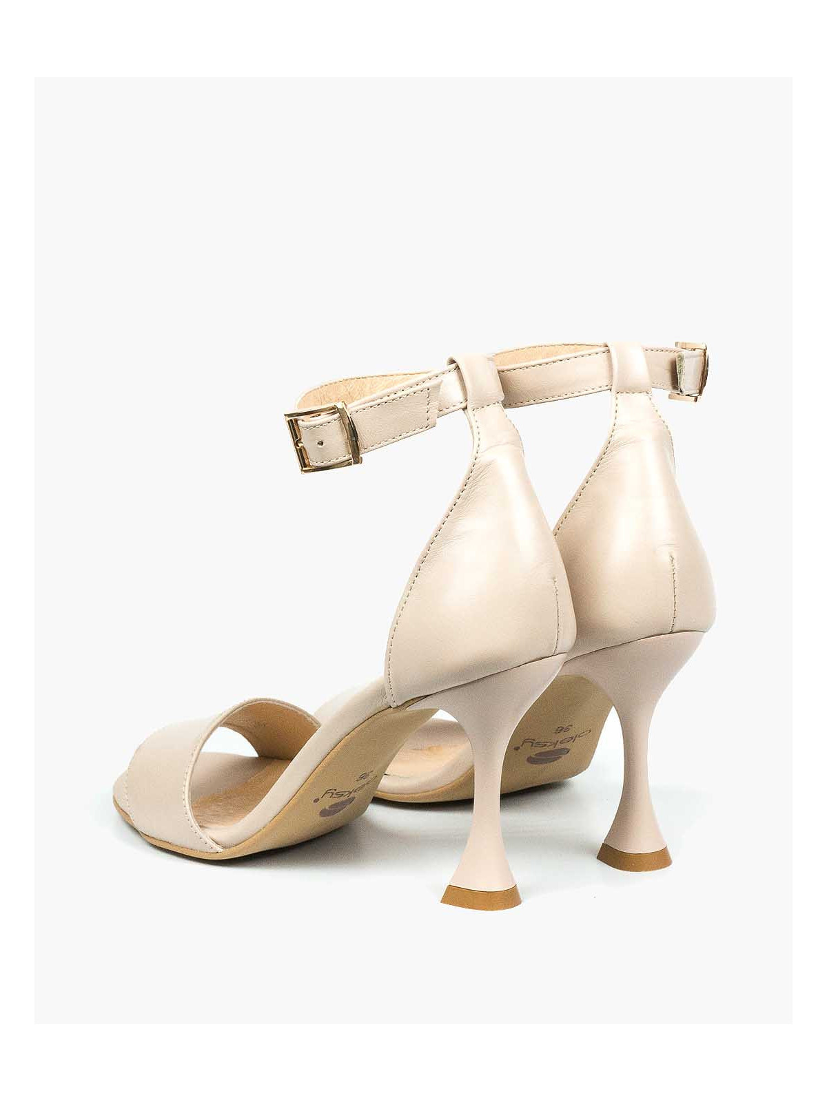 Beżowe sandały damskie skórzane