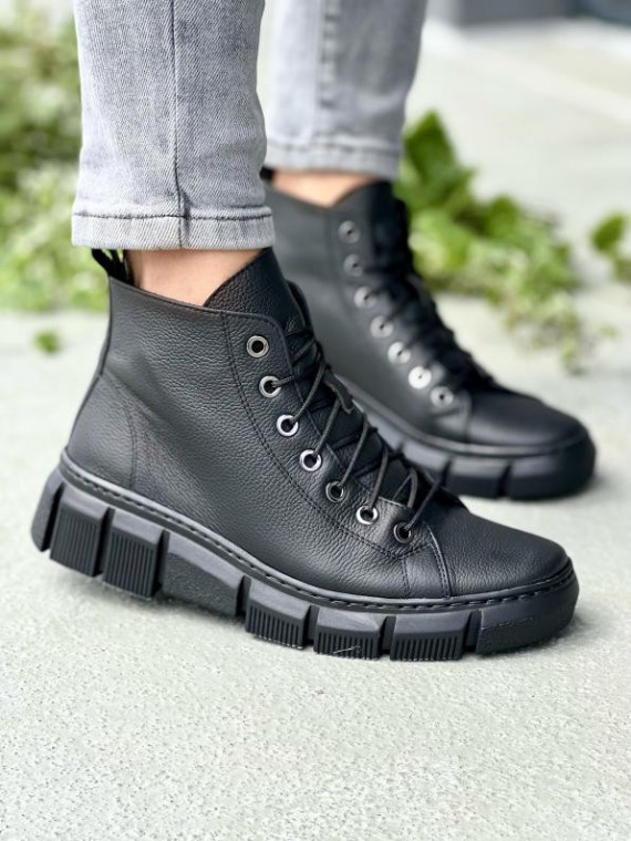 Czarne trampki damskie skórzane