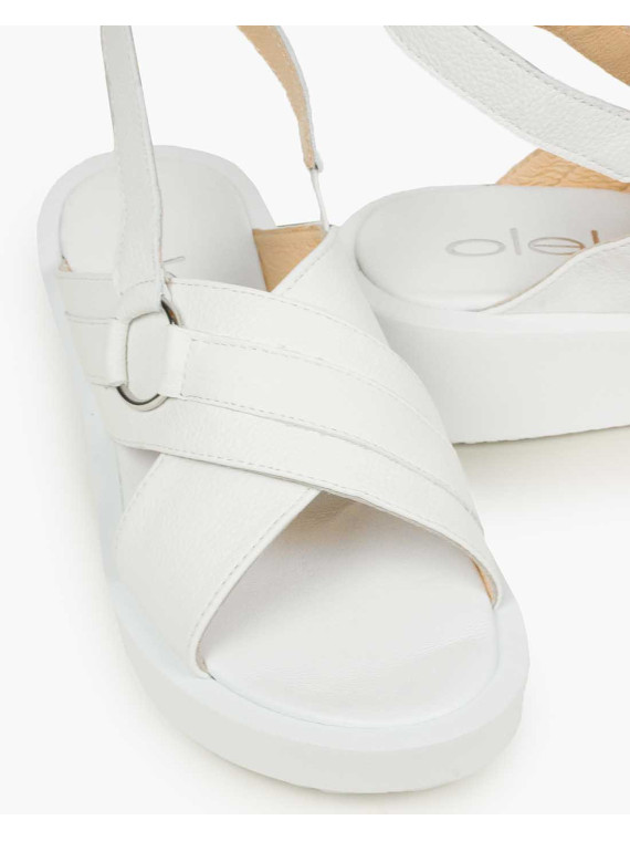 Białe sandały damskie skórzane